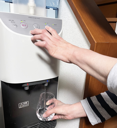 とにかくお水がおいしい、ウォーターサーバーの操作が簡単で誰にでも使える